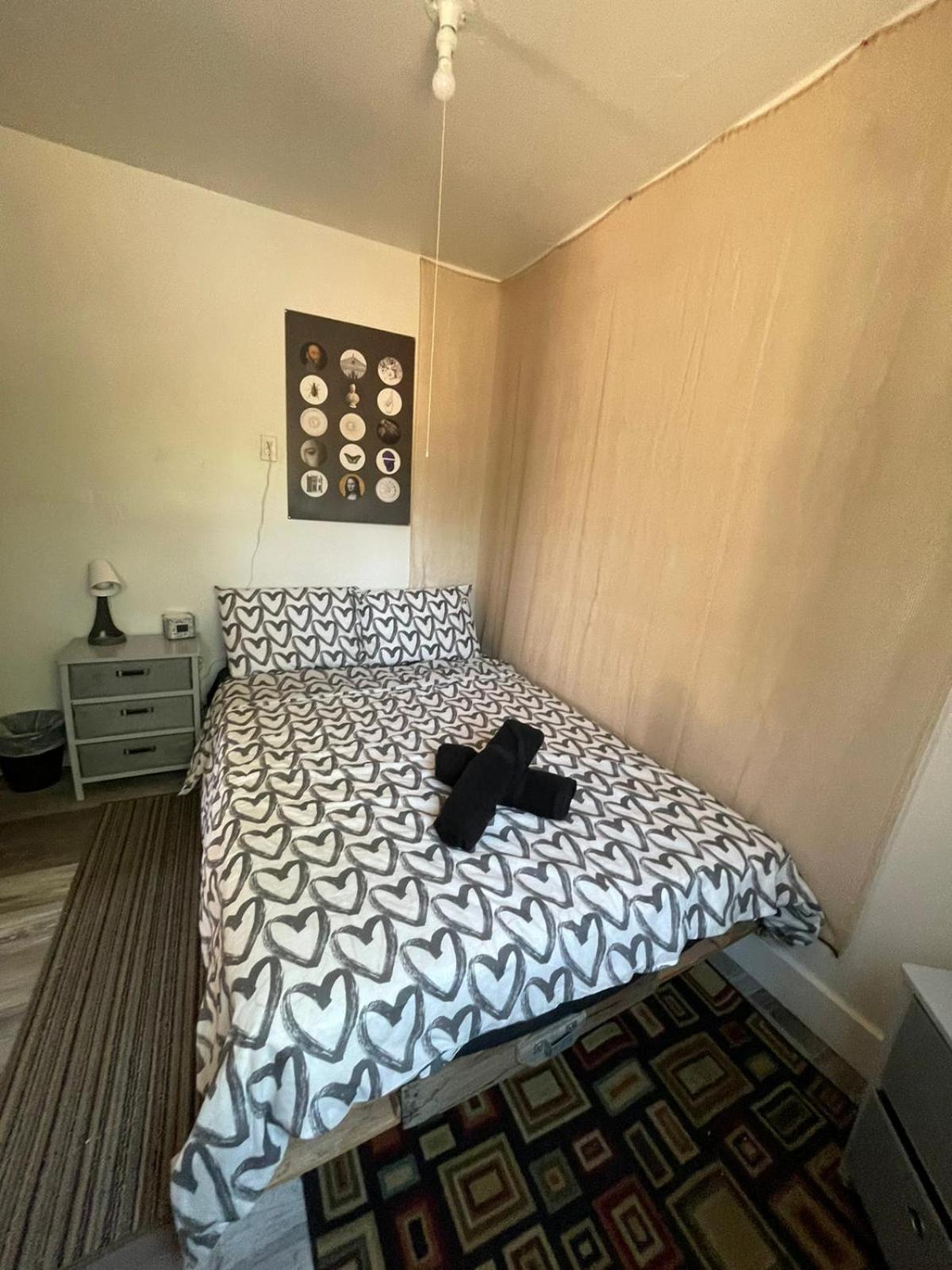 Petite Guesthouse With Kitchenette And Private Bathroom レイク・イザベラ エクステリア 写真